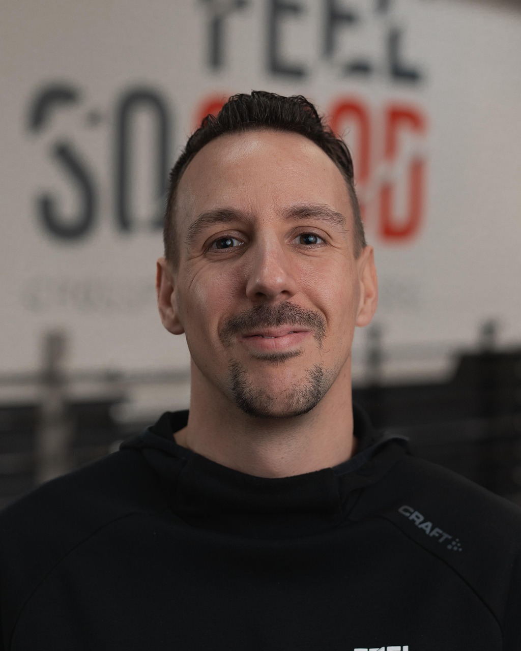 man, smiling, portrait, employee, headshot, headshot, headshot, headshot, headshot, headshot-7450033.jpg